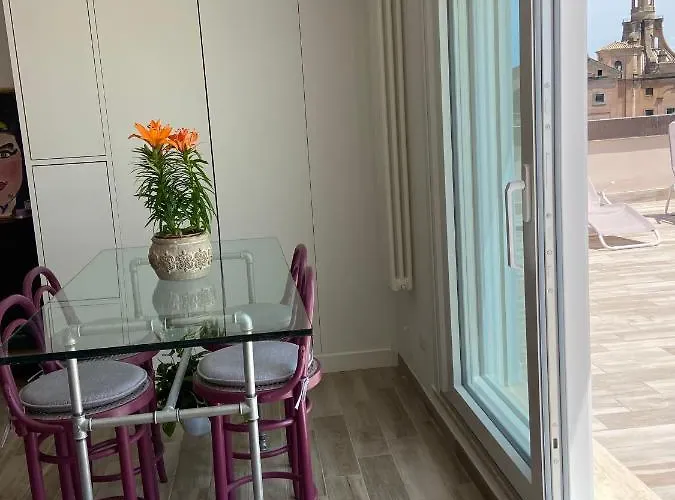 Attico Panoramico Luxury דירה